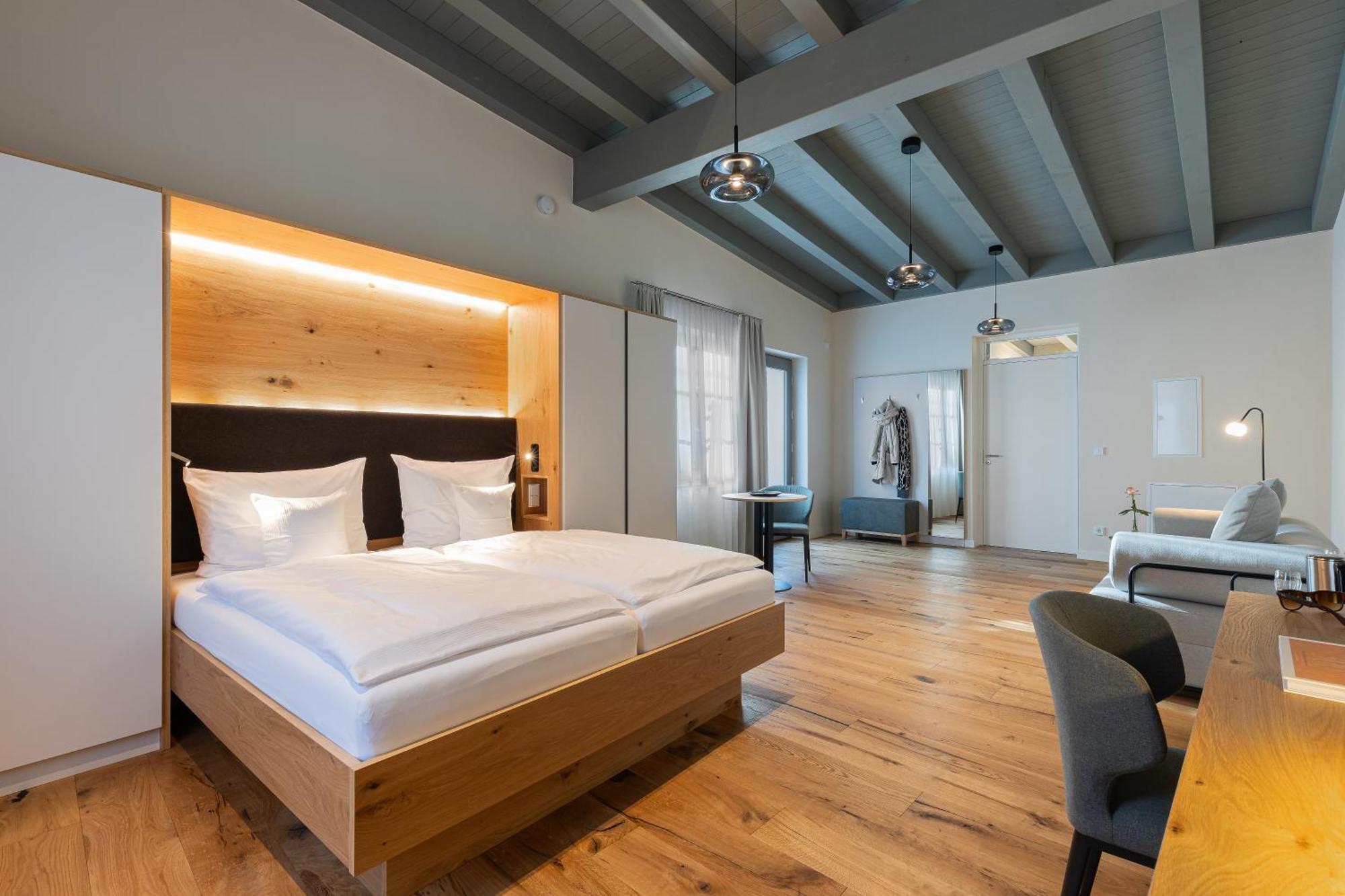 Boutique Hotel Gruener Zweig Schlettau Eksteriør bilde